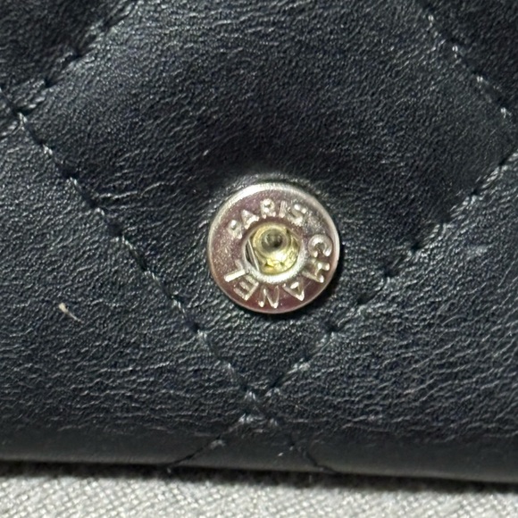 Chanel Black Quilted Card Holder - Picture 13 of 13